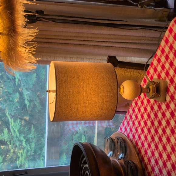 Antique Solid Agate Lamp and Linen Drum Shade - Picture 15 of 15